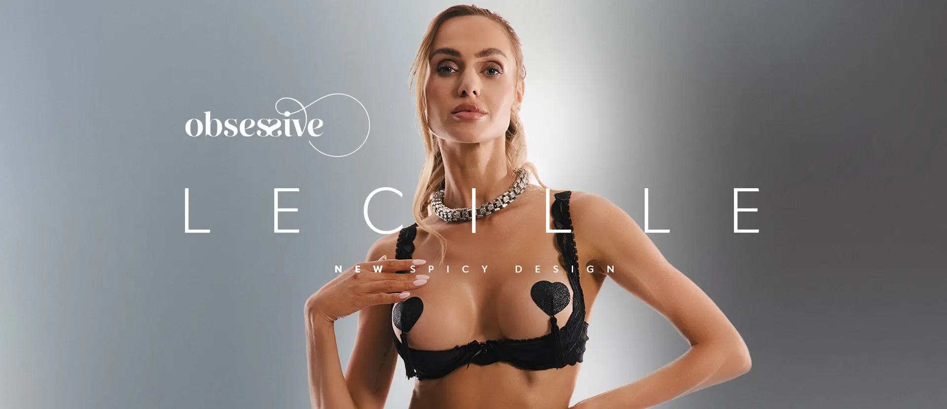 Obsessive Lecille: set sexy in pizzo nero con reggicalze e calze
